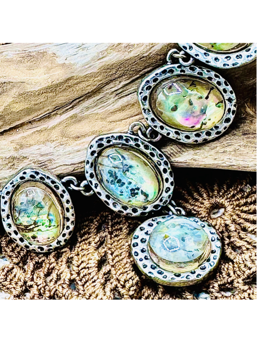 02-Iridescent Abalone-Style Oval Statement Necklace